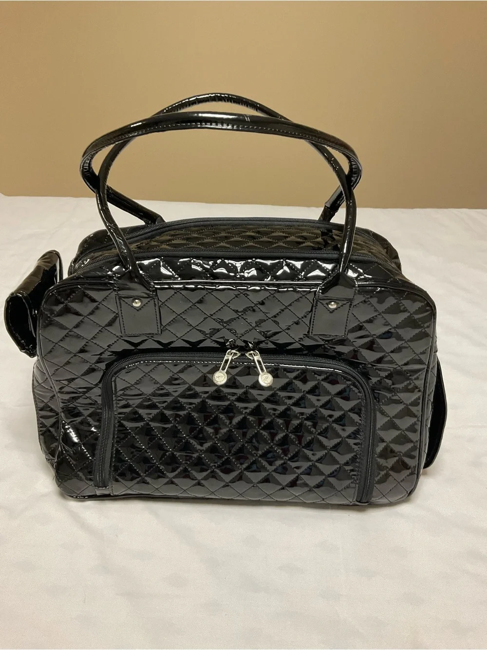 Betop House Large Quilted Faux Patent Leather Pet Carrier